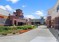 
                                	        SouthPointe Pavilions
                                    